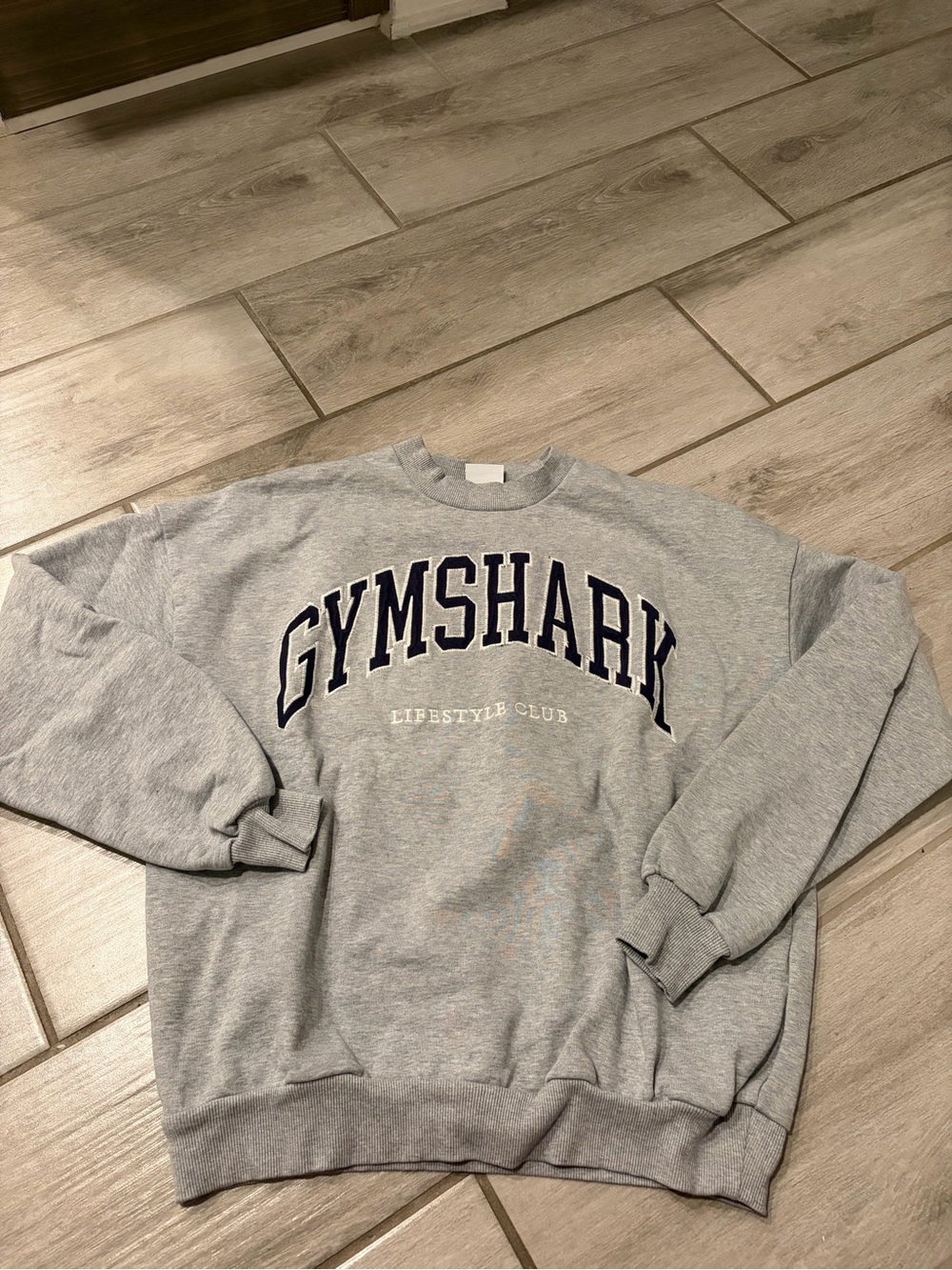 Gymshark Women’s Collegiate Graphic Crew Neck Pullover Light Grey Size XS NEW